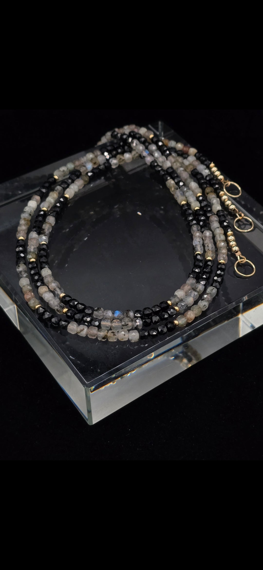 THE MOON GODDESS NECKLACE