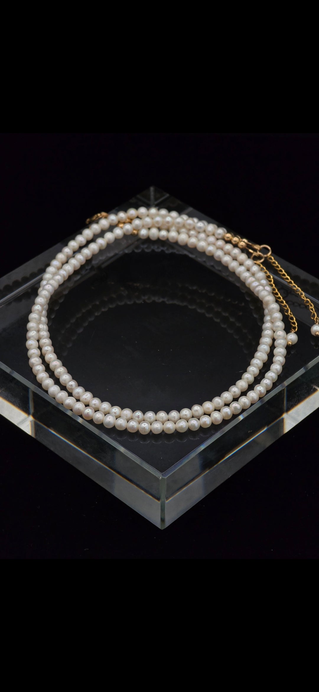 THE SIGNATURE PEARL NECKLACE